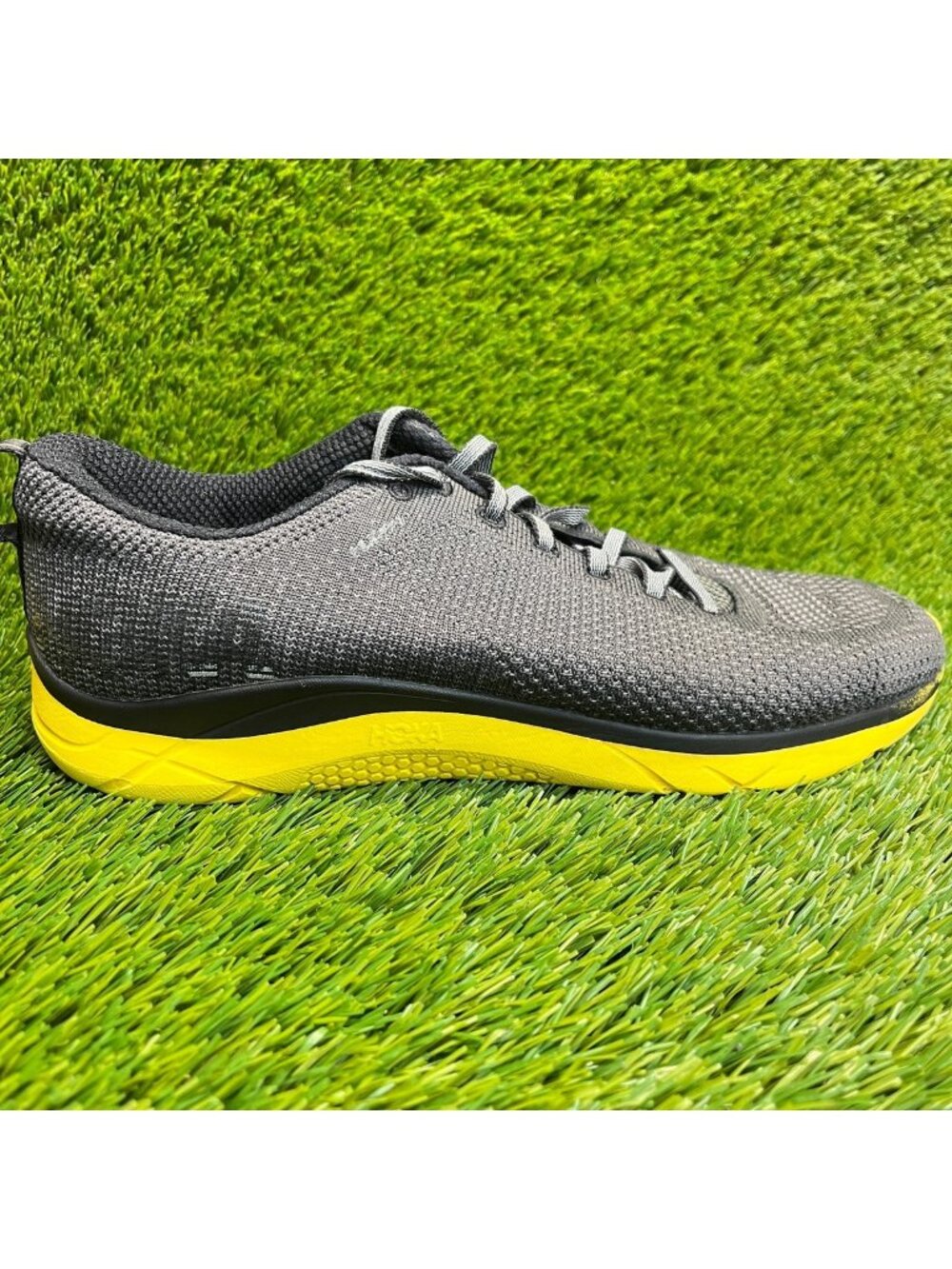 Hoka One One Hupana 2 Mens Size 10 Black Yellow Athletic Running Shoes Sneakers